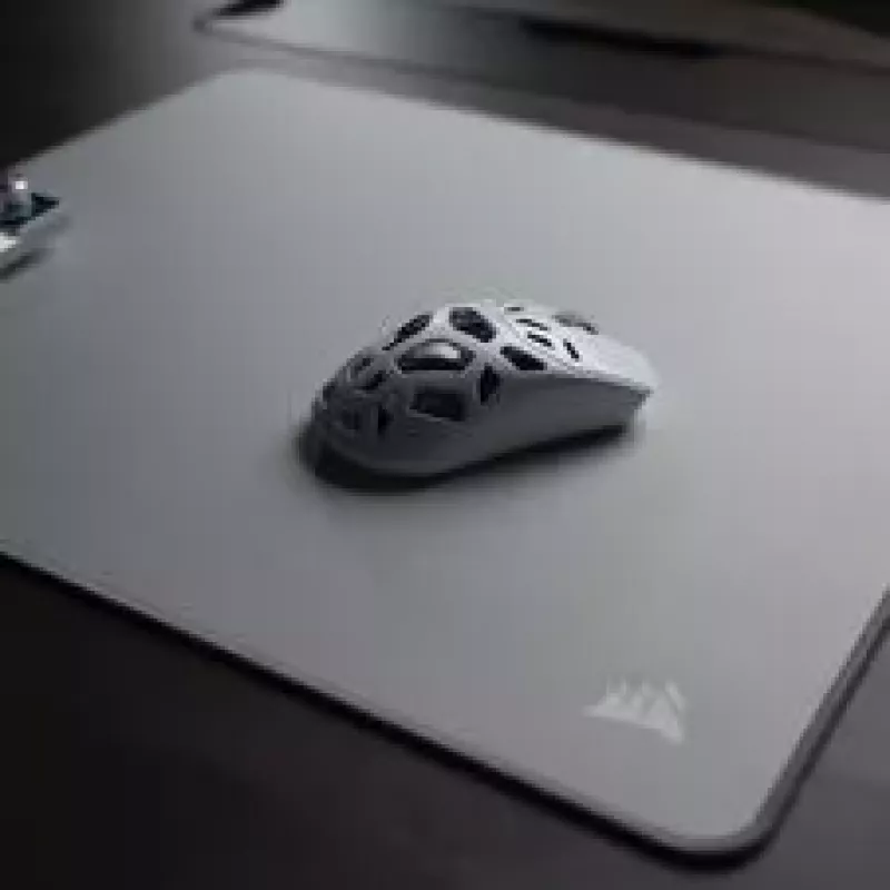 CORSAIR MM Alfombrilla de ratón gaming, superficie de tela, bordes antideshilachados - gris, L