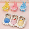 Sylvanian Families Set de inicio Trillizos - set de juego con accesorios de cuidado del bebé