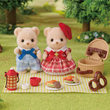 EPOCH Sylvanian Families Biscuit Bear hermanos set de juego picnic divertido