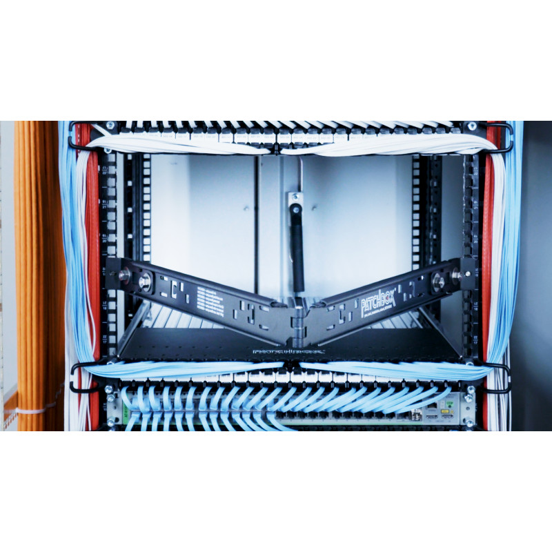PATCHBOX Setup.exe Herramienta de montaje en rack para dispositivos de 19 pulgadas, Negro