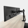 ACT AC8362 Brazo doble para monitores de 32 pulgadas, gas, pinza y pasacables de mesa, negro