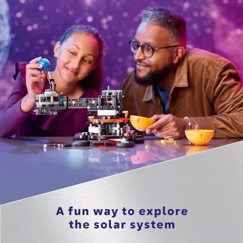 LEGO Technic Planeta Tierra y Luna en órbita, juegos espaciales para niños y niñas a partir de 10 años, sistema solar, juguete de construcción con planetas