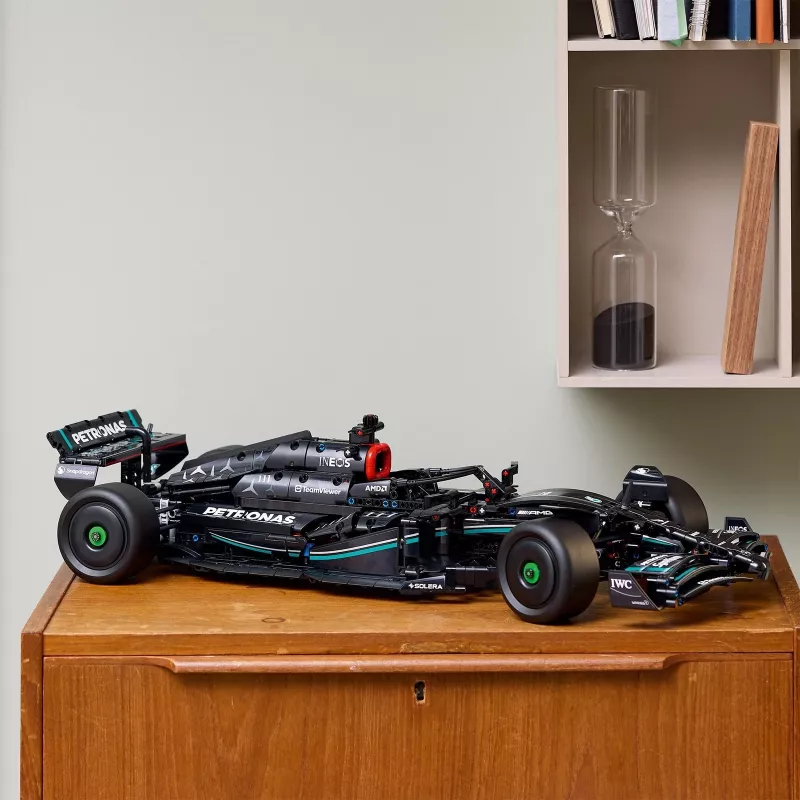 LEGO Technic 42171 Mercedes-AMG F1 W14 E Performance, escala 1:8, 1642 piezas, 18+