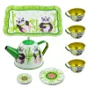 LEAN TOYS Vajilla de té de metal Panda Green 14 piezas | Tetera infantil de hojalata, tazas, platillos, platos y bandeja | Juguete de cocina de rol a partir de 3 años