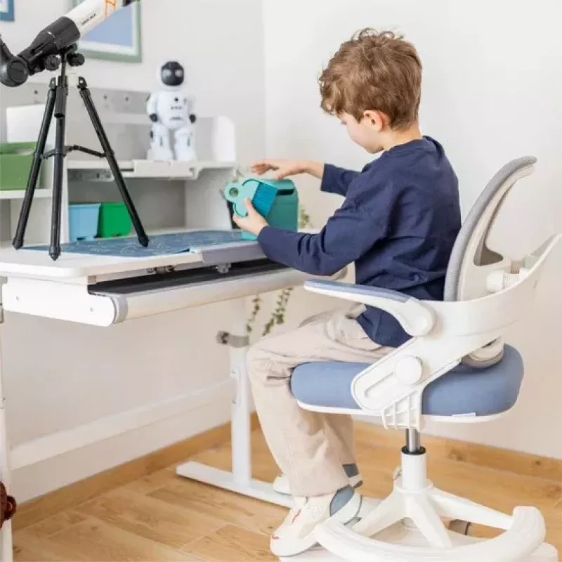 MARK ADLER Junior 4.3 Silla giratoria azul-gris