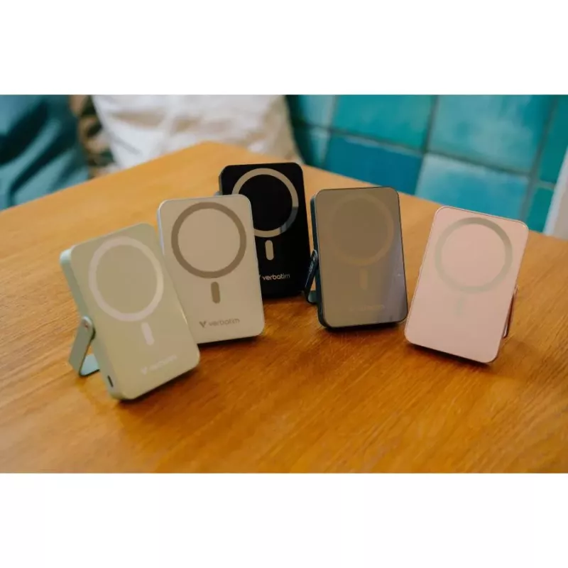 Verbatim Charge 'n' Go Batería externa inalámbrica magnética con soporte 10000mAh USB-C PD 3.0 Verde