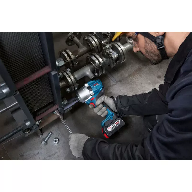 Bosch GDS 18V-780 Professional atornillador de impacto a batería, azul, máquina (06019P4003)