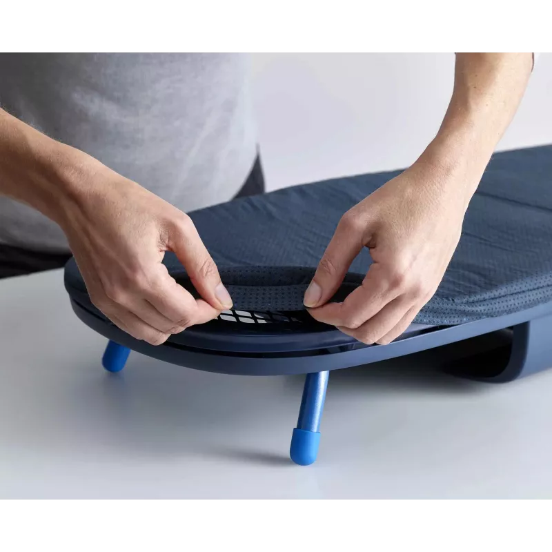 Joseph Joseph Pocket Plus tabla de planchar plegable de sobremesa con funda Advanced, azul