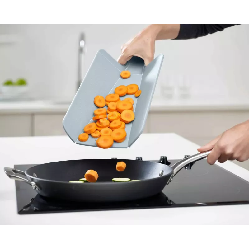 Joseph Joseph Chop2Pot Plus set de 2 tablas de cortar azul