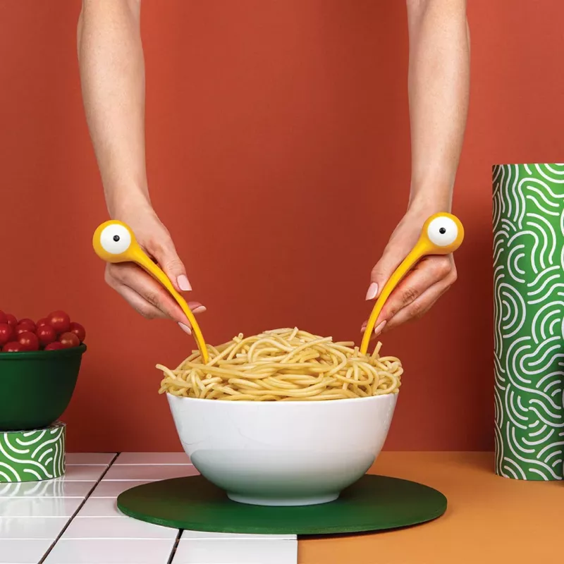 OTOTO Pasta Monsters set para servir pasta