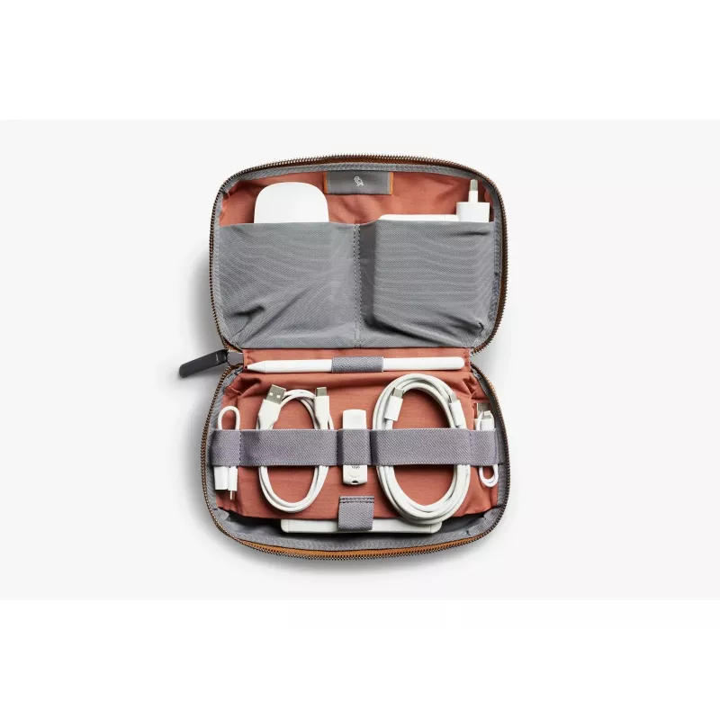 Bellroy Tech Kit - Organizador de Accesorios Tecnológicos (Bronze)
