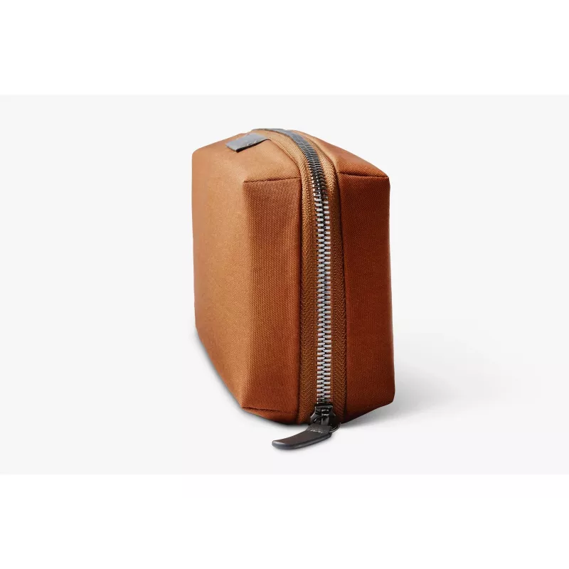 Bellroy Tech Kit - Organizador de Accesorios Tecnológicos (Bronze)