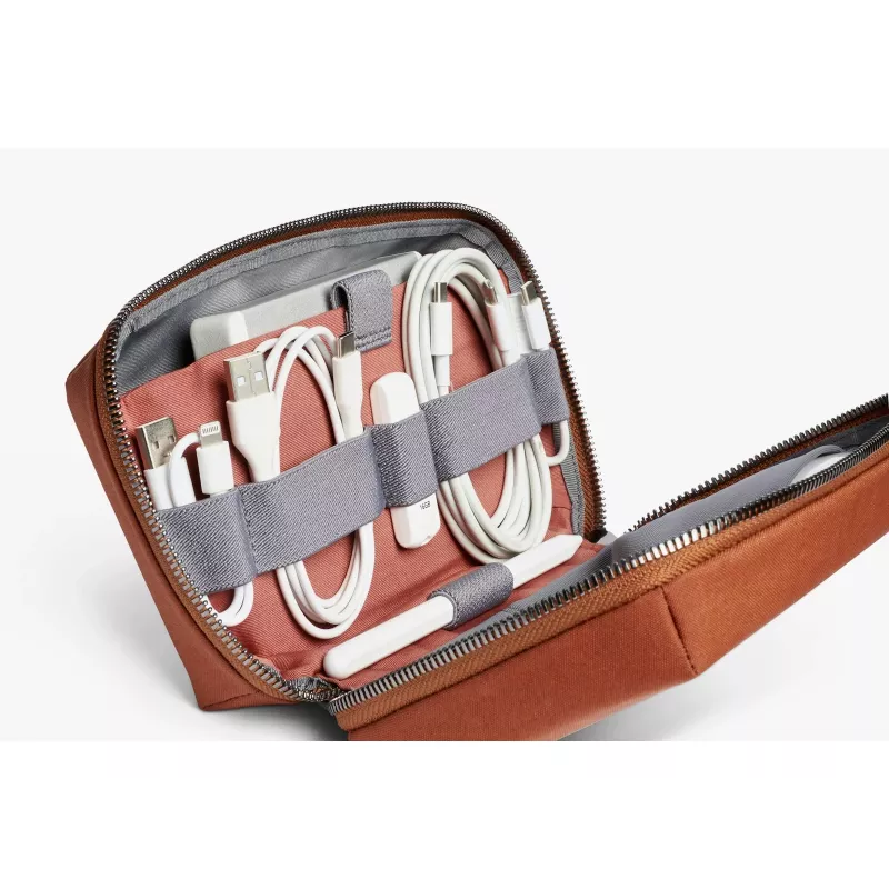 Bellroy Tech Kit - Organizador de Accesorios Tecnológicos (Bronze)