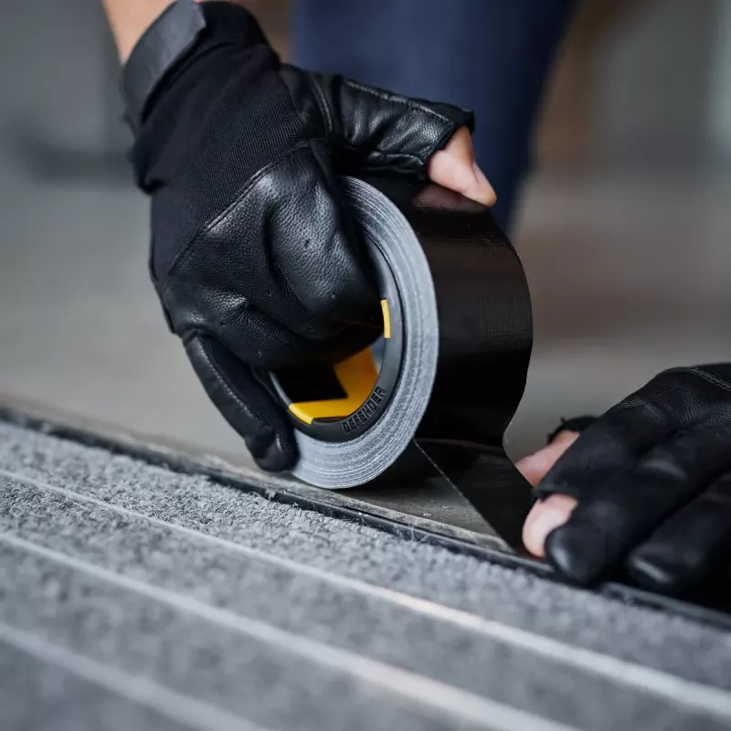 Adam Hall DTEXAVB50 Gaffer Tape, negro, 50 mm x 50 m