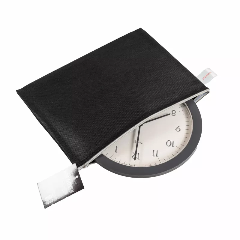 FolderSys Bolsa con cremallera A4 negra opaca de PP no tejido 270 x 350 mm
