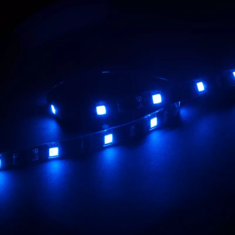Akasa Vegas M AK-LD05-50BL Tira LED azul para iluminación de caja de PC, 50cm, magnética, 12V