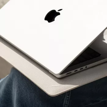 Native Union Stow Slim Sleeve para MacBook 13/14 pulgadas - Sandstone