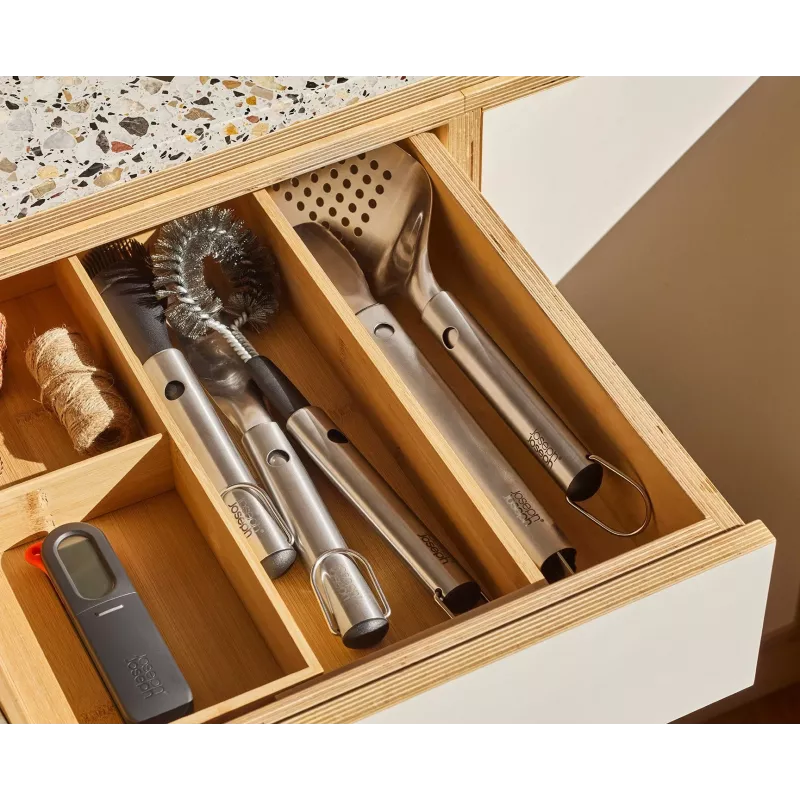 Joseph Joseph GrillOut set de 4 utensilios de barbacoa de acero inoxidable con caja de almacenamiento