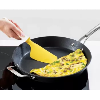 Joseph Joseph Elevate espátula para huevos amarilla