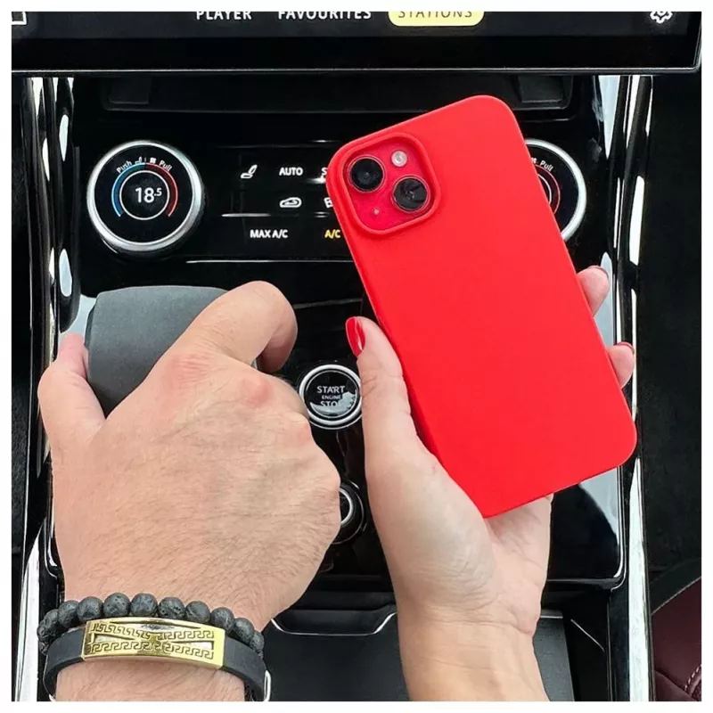 Evelatus Apple iPhone 13 funda de silicona Premium Soft Touch rojo chino