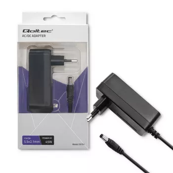 Qoltec Fuente de Alimentación con Enchufe 45W 15V 3A 5,5x2,1mm