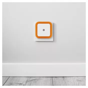 ENTAC Luz nocturna 0,5W cuadrada blanco cálido naranja sensor crepuscular