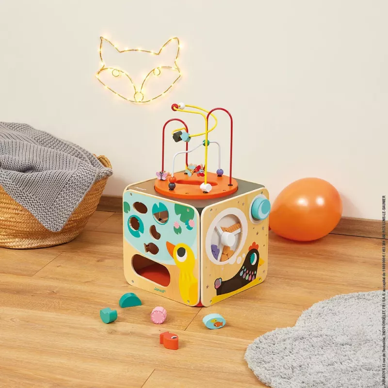 Janod Cubo de Actividades Educativo Grande con Laberinto de Abalorios J08256