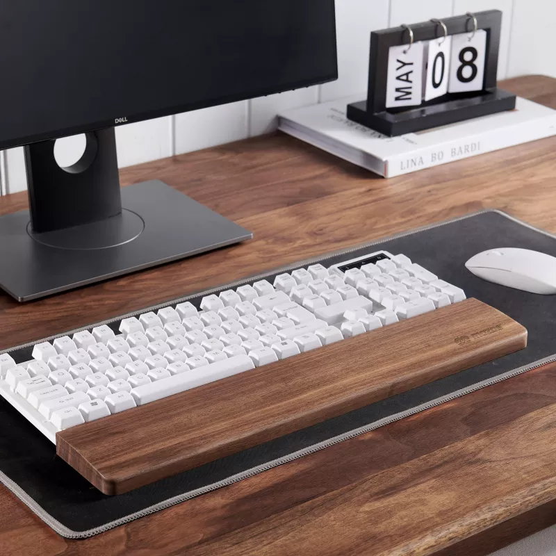 MOZOS KTW2 Reposamuñecas de madera para teclados de tamaño completo, nogal natural, 44 x 8 x 1,6 cm