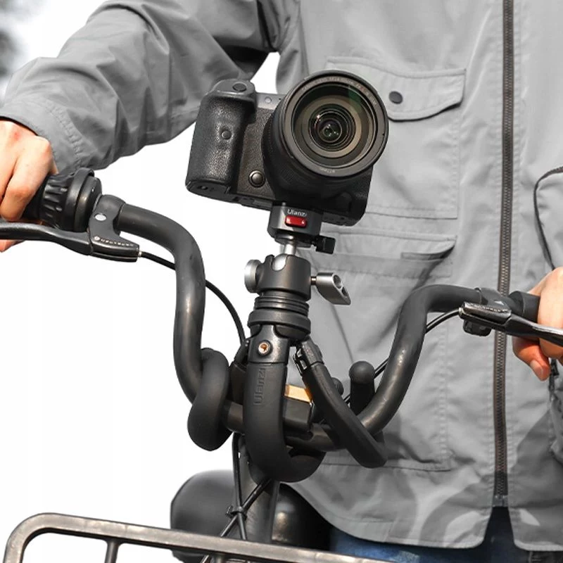 Ulanzi Claw Flexible Tripod Pro con zapata en frío y 3 tornillos de 1/4 de pulgada para cámara, smartphone, action cam