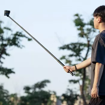 Ulanzi MT-57 palo selfie con trípode y disparador Bluetooth, negro