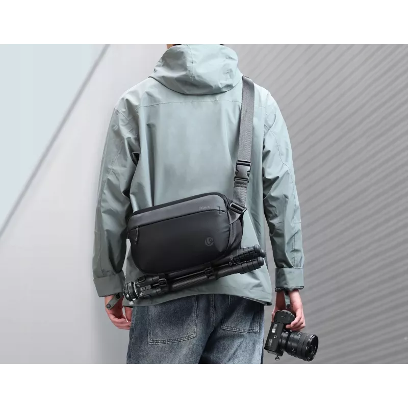 Bolsa bandolera de viaje Ulanzi PB038 V2 - Negro, 7L, resistente al agua