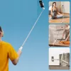 Trípode palo selfie Ulanzi TT88 con disparador remoto Bluetooth y luz de relleno, Blanco