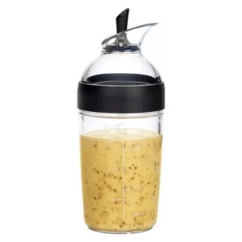 Coctelera para aliño de ensalada OXO Good Grips 236 ml negra