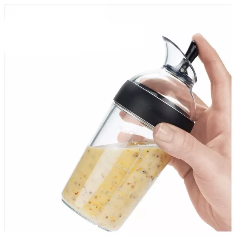 Coctelera para aliño de ensalada OXO Good Grips 236 ml negra