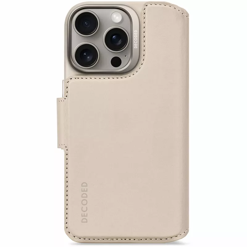 Decoded funda cartera desmontable de piel para iPhone 16 Pro con MagSafe (Clay)