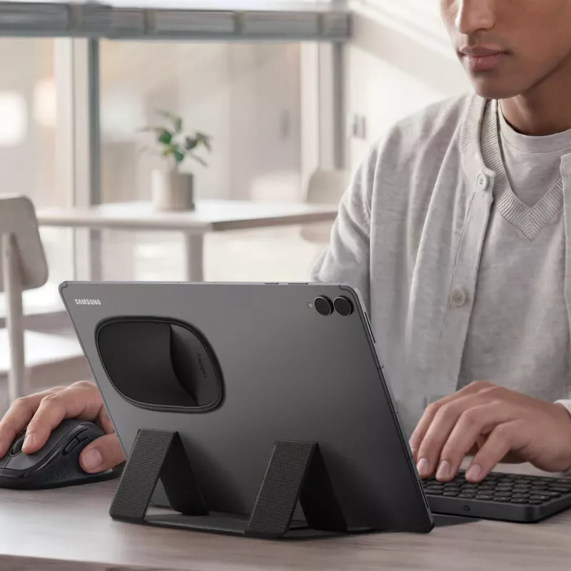 SPIGEN LD220 funda para ratón negra