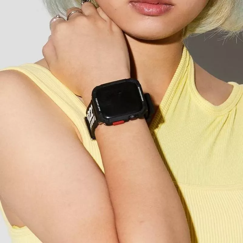 SKINARMA Kurono Funda para Apple Watch Ultra 49mm - Negro