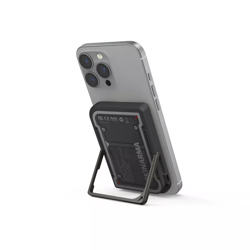Skinarma Nexus Mecha batería externa magnética con soporte plegable 5000mAh 20W PD USB-C MagSafe negra