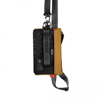 Skinarma Jager funda bandolera para teléfono marrón