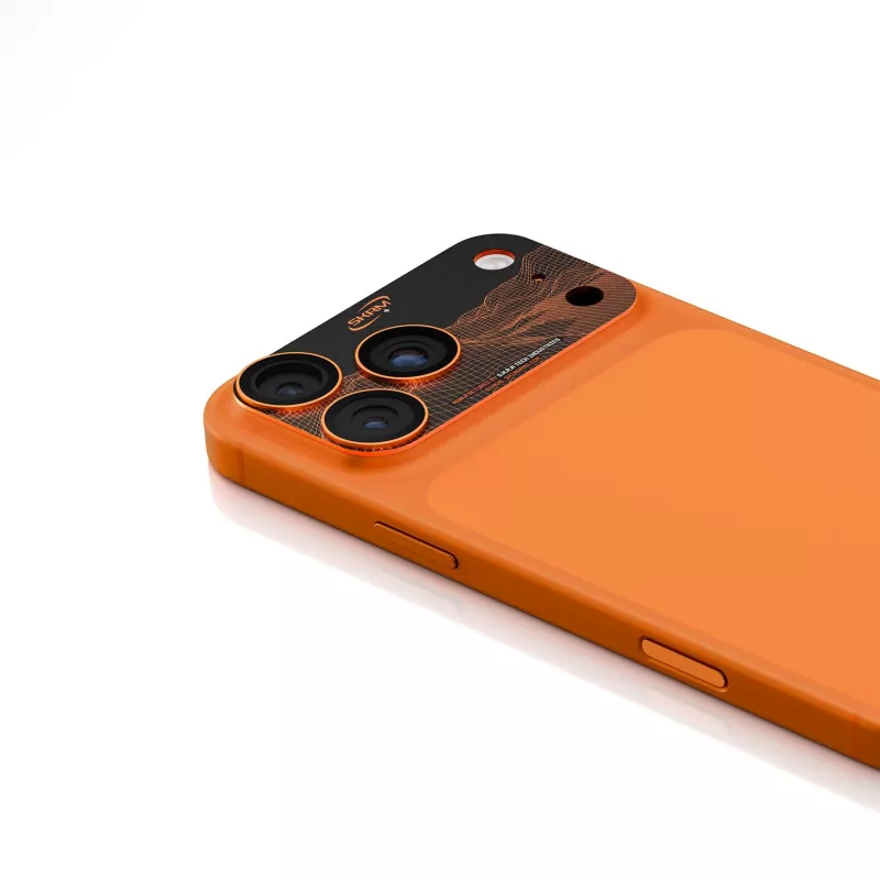 Skinarma Sonix protector de lente de cámara de aluminio completo para iPhone 17 Pro, naranja