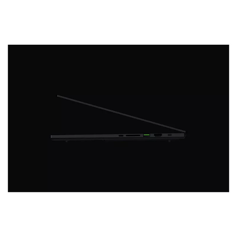 Razer Blade 16 - Pantalla OLED QHD+ 240Hz de 16 pulgadas, Intel Core Ultra 9 386H, 64GB RAM, 2TB SSD, NVIDIA GeForce RTX 5090, Windows 11