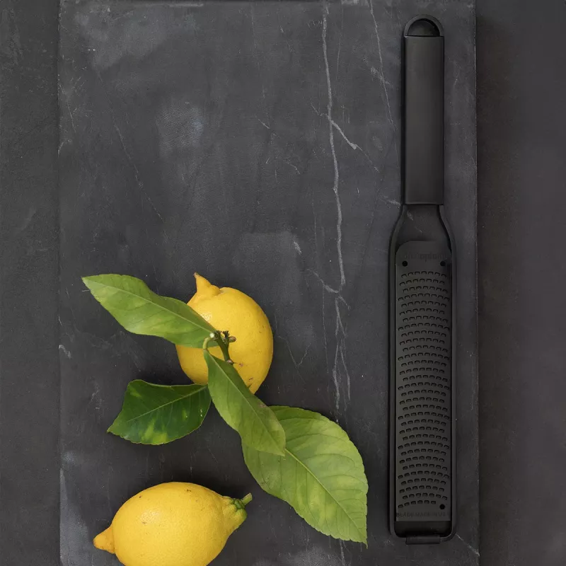 Microplane Black Sheep Zester - Premium Classic Series, rallador fino, negro