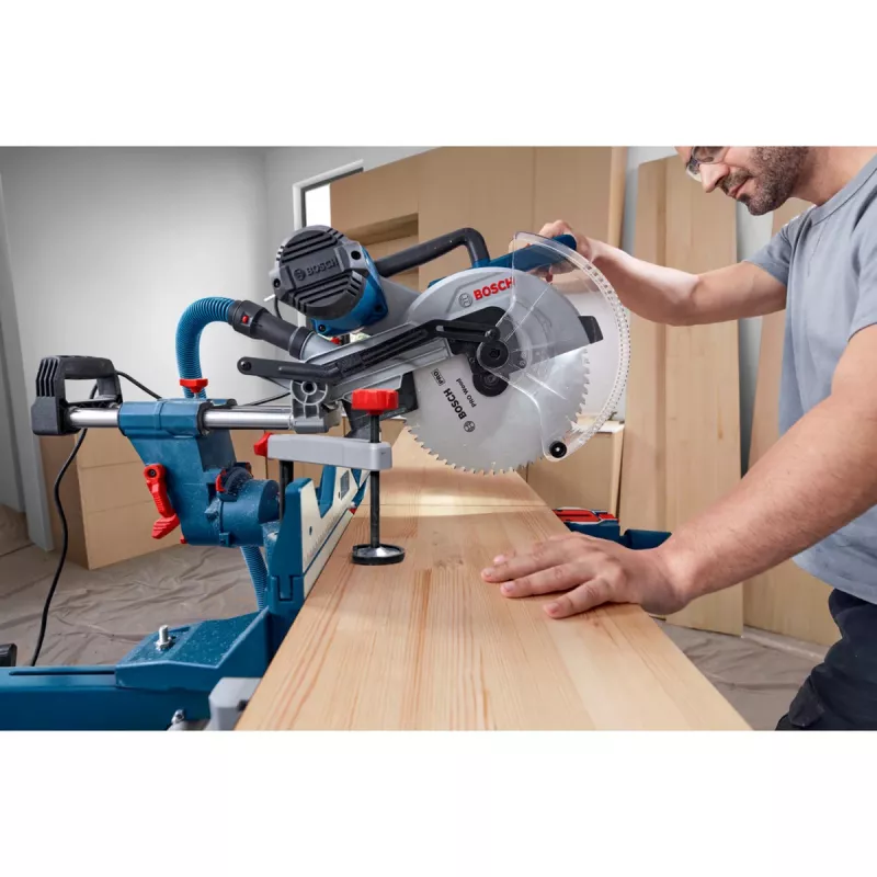 Ingletadora Bosch Professional GCM 340-305 D, 305 mm, 1.800 W, azul