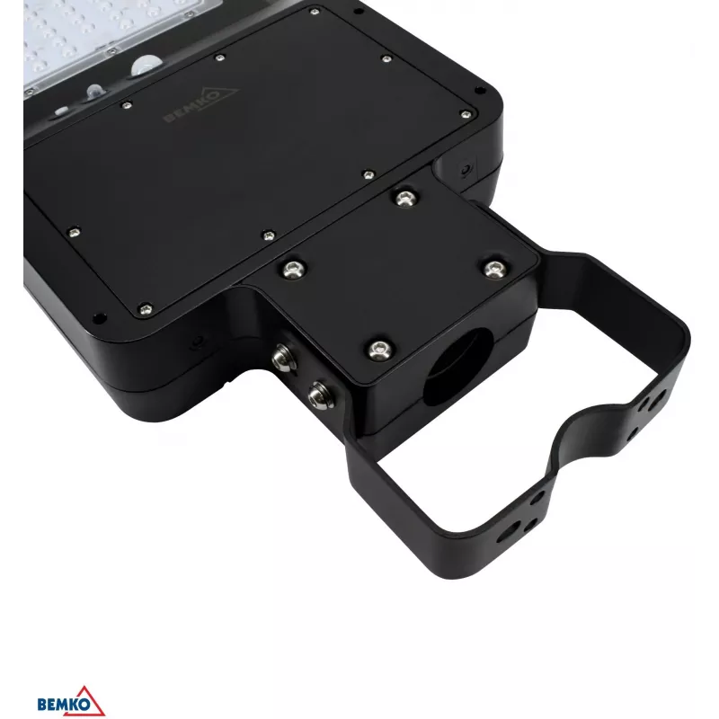 BEMKO SOLGER farola LED solar 40W 6000LM 3000/4000/6000K IP65 negra con sensor PIR