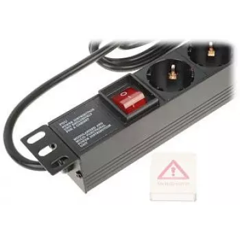 DELTA Regleta de 8 tomas Schuko L19/8, cable de 1,5m, negra