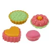 LEAN TOYS Juego de té en maletín - vajilla de estaño de 15 piezas con tazas, platos, soporte para pasteles y bandeja de servir - rosa, azul, estampado floral blanco - juguete de rol portátil para niños a partir de 3 años