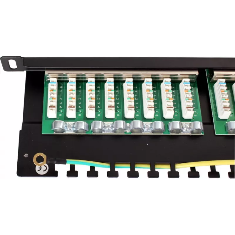 Panel de parcheo FTP Cat.5e 24 puertos 0,5U negro GETFORT PGF-5EFTP24-B8