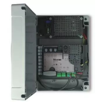 NICE MC824HR30 central para automatismos de puertas batientes y correderas de 24V