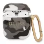 Funda Guess GUA2UCAMG para AirPods 1/2 Negra colección Camo
