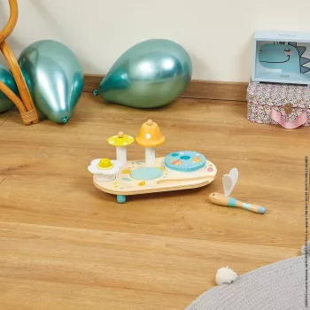 Janod Pure mesa de actividades musical de madera con xilófono, tambor, raspador y maraca – certificado FSC, desde 12 meses
